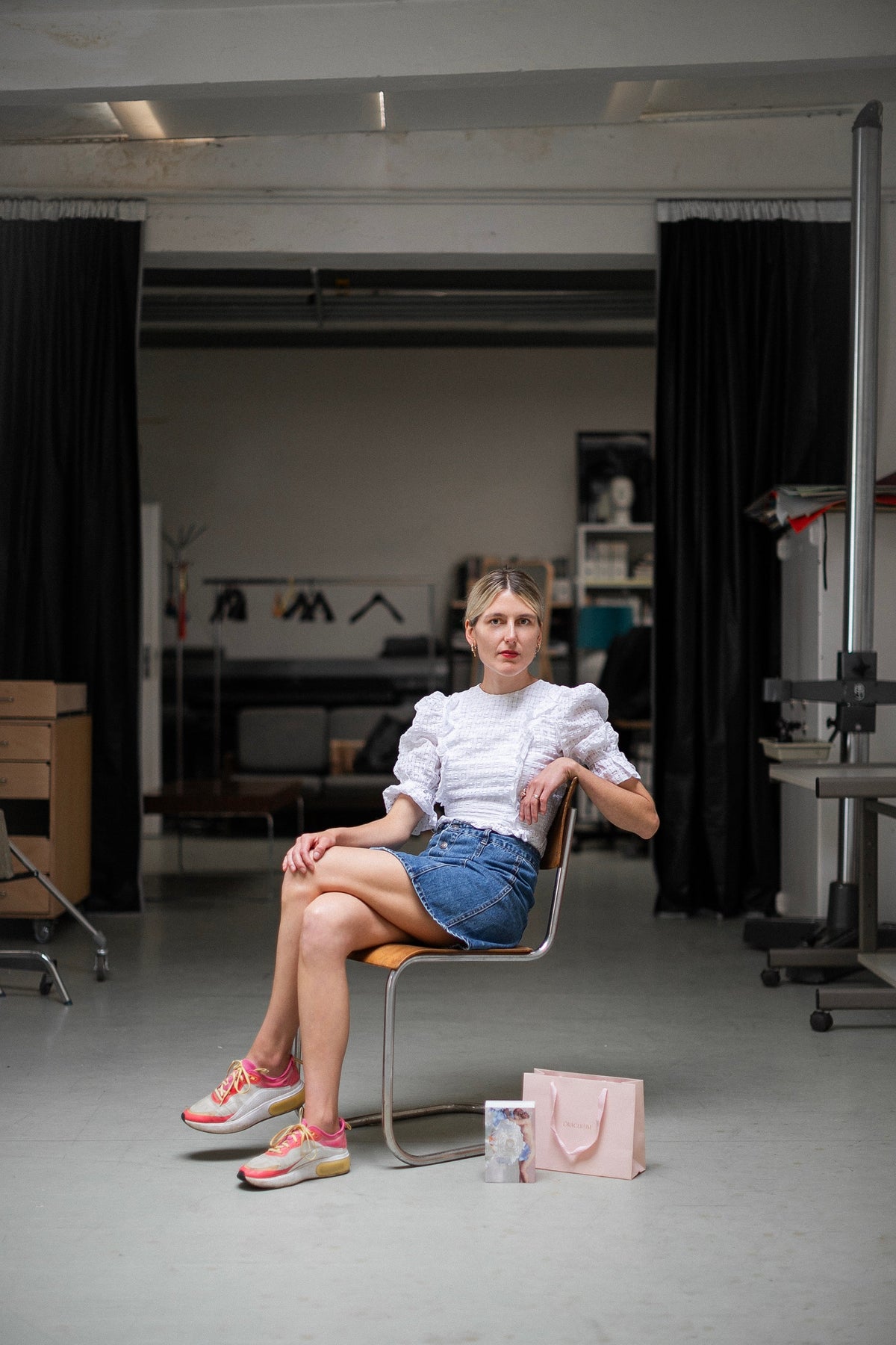 MICHAELA KARÁSEK-ČEJKOVÁ "Má tvorba je mnohovrstevnatá, barevná, vyrazná."